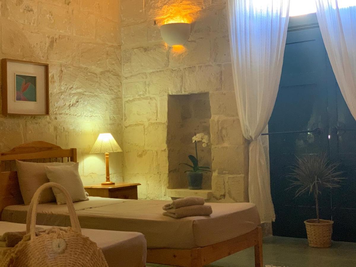 Tal-Mirakli Apartment Gharb  Luaran gambar